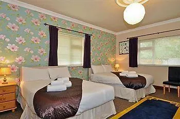 Pembroke House Bed & Breakfast Galway