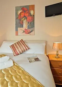 Pembroke House Bed & Breakfast Galway
